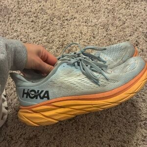Women’s HOKA Clifton 8s